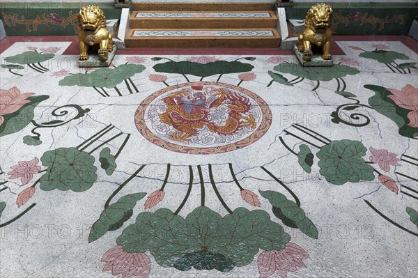 Floor mosaic in the courtyard