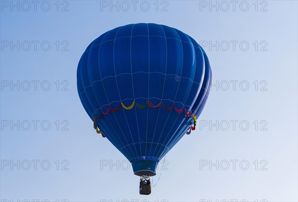 Hot air balloon