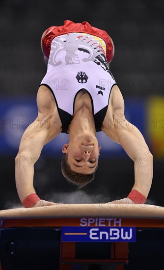 Apparatus gymnastics