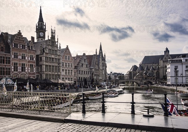 River Leie with promenade at the Graslei