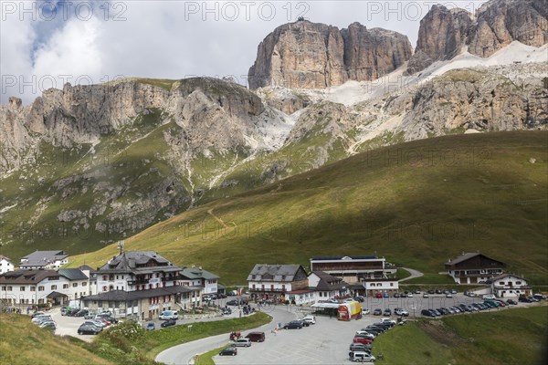 Restaurants and Hotel at the Pordoi Pass