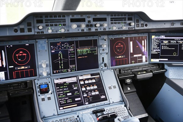 Cockpit displays