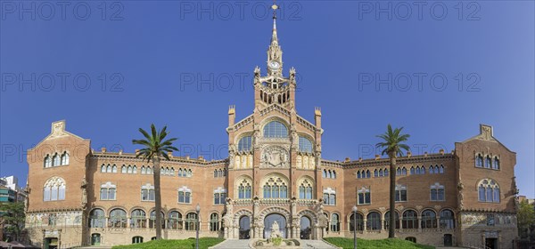 Hospital de la Santa Creu i Sant Pau by the architect Lluis Domenech i Montaner