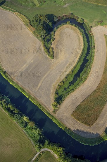 Altarm der Lippe between mown fields