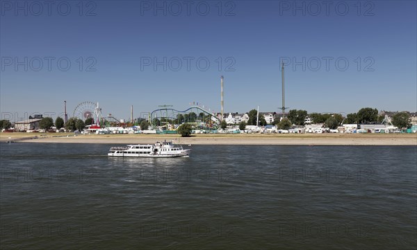 View over the Rhine on Rheinkirmes