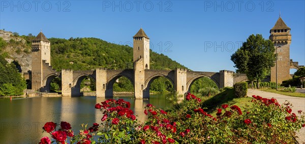 Valentre bridge on Santiago de Compostela pilgrimage road