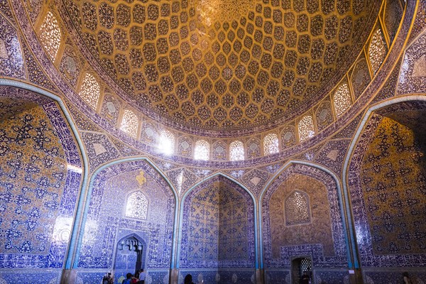 Inside Masjed-e Sheikh Lotfollah or Sheikh Lotfollah Mosque