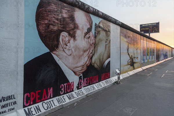Monument East Side Gallery