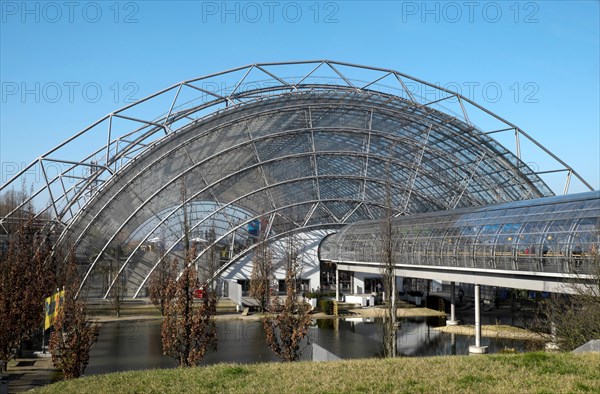 Glass hall and glass tunnel of the Leipzig exhibition halls