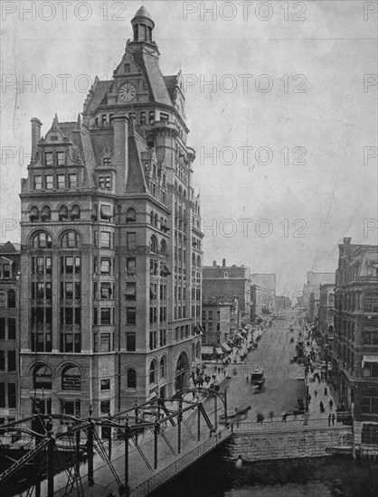 Building in the center of Milwaukee