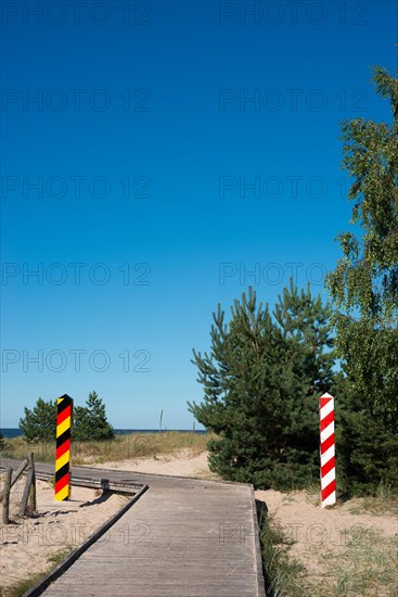 Boardwalk on the former death strip