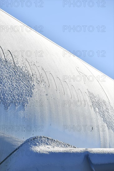 Ice-covered aircraft