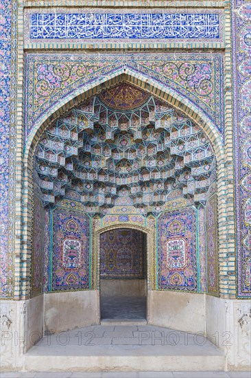 Nasir-ol-molk Mosque