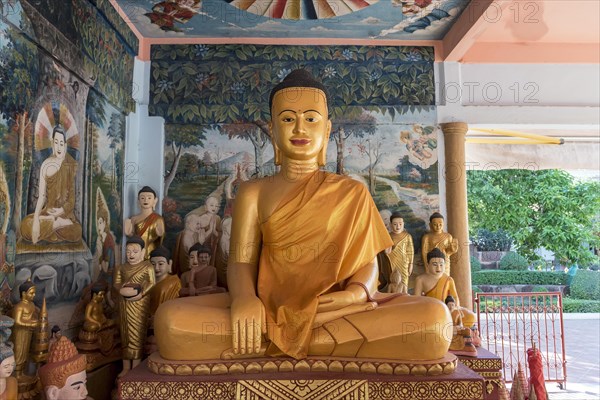 Seated Buddha statue at Wat Preah Prohm Rath temple