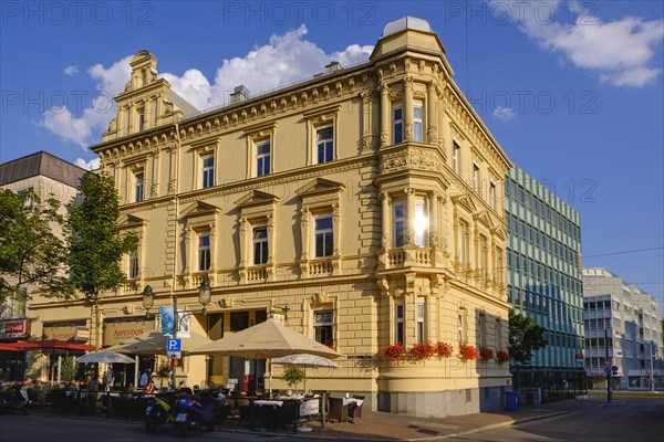 Neo-Renaissance residential building by Ludwig Leybold 1882