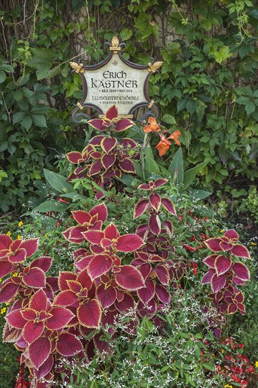 Grave of Erich Kastner