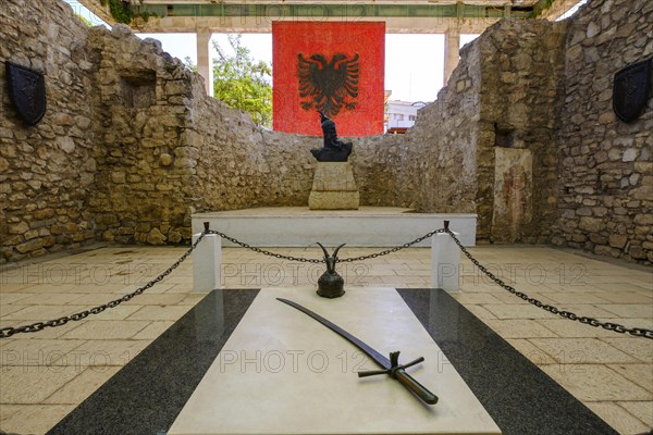 Skanderbeg memorial