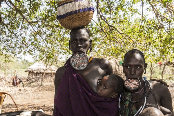 Women with lip plates