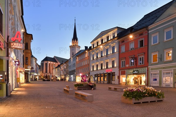Main square with parish church St. Jakob