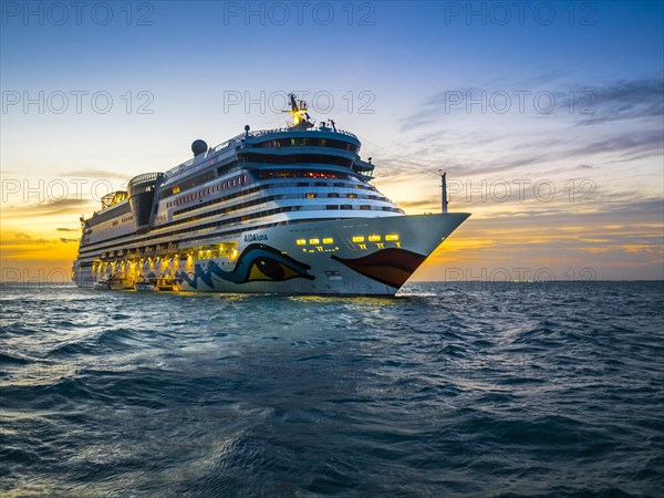 Cruise ship Aidaluna off the coast