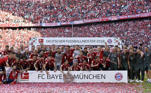 Team FC Bayern celebrates championship under Winner's Arch