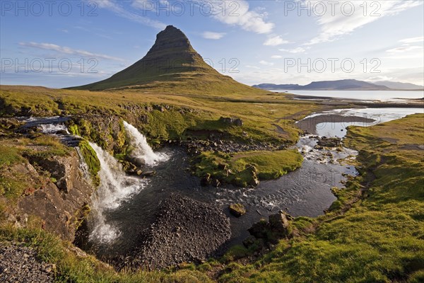 Kirkjufellsfoss Waterfall and Mount Kirkjufell