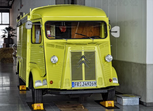 Small van Citroen Type H