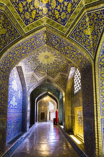 Inside Masjed-e Sheikh Lotfollah or Sheikh Lotfollah Mosque