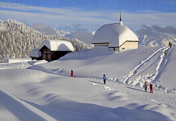 Maria zum Schnee chapel in the snow in the village centre
