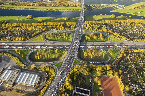 Motorway intersection Kleeblatt