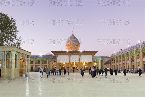 Aramgah-e Shah-e Cheragh complex