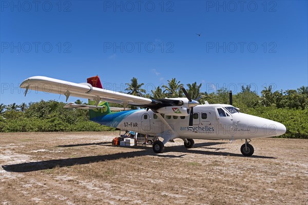Turboprop machine DHC-6 Twin Otter of Air Seychelles