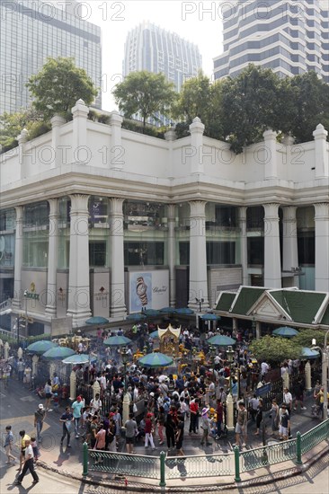 Many people at the Erawan Shrine with Hindu-God Brahma