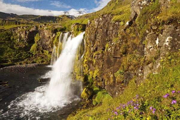 Kirkjufellsfoss Waterfall