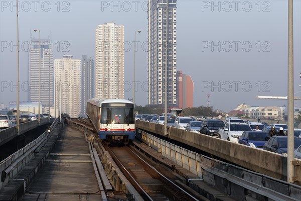 BTS Skytrain passes motorcade