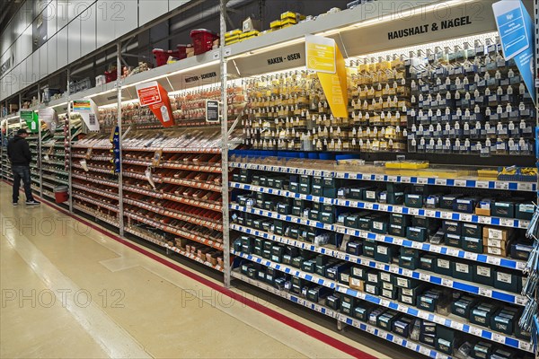 Baumarkt Shelves