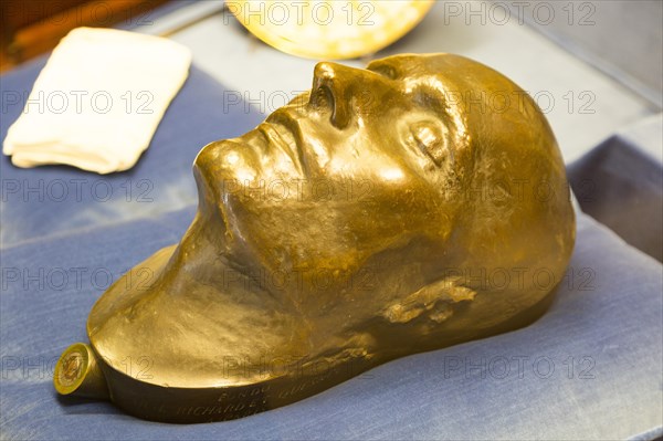 Bronze death mask of Napoleon Bonaparte