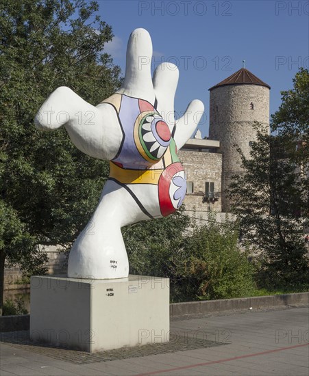 Modern art on the banks of the Leine river