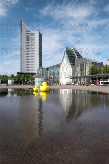 Paulinum University and City skyscraper