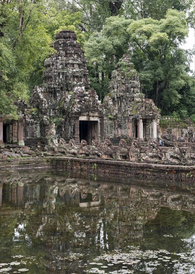 West gate and causeway of Preah Khan Temple