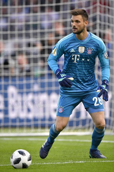 Goalkeeper Sven Ulreich FC Bayern Munich on the Ball