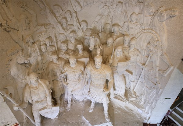 Skanderbeg Sculpture Group and fellow combatants in the Skanderbeg Museum