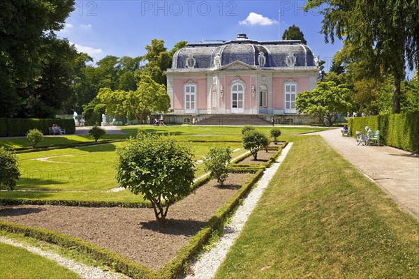 Castle Benrath with park