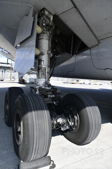 Landing gear