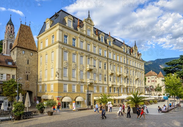 Bolzano Gate