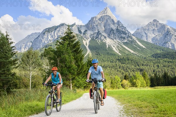 Two mountain bikers