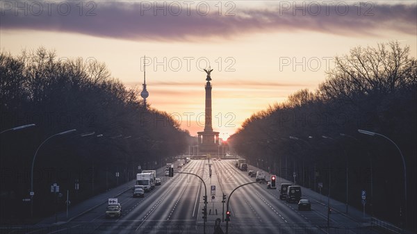 Strasse des 17. Juni with Victory Column and TV Tower