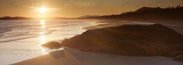 Sunset scenery at Long Beach