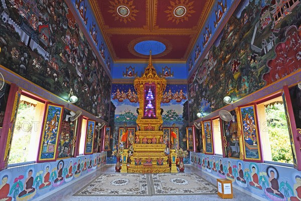 Splendidly designed interior of the temple Wat Khao Rang