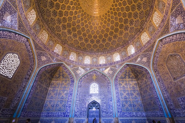 Inside Masjed-e Sheikh Lotfollah or Sheikh Lotfollah Mosque